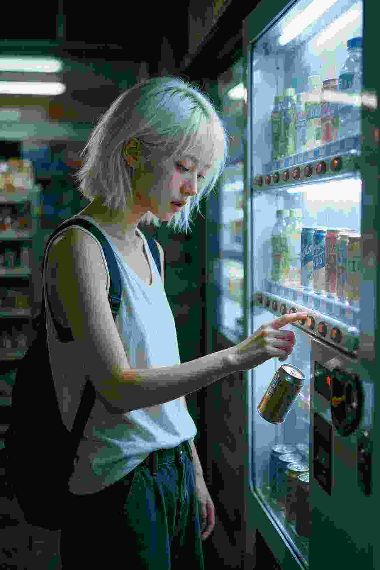 女人向前冲